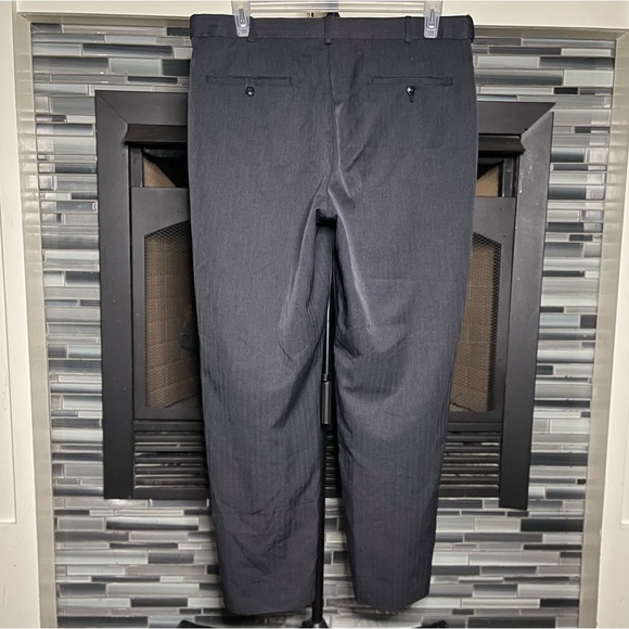 Mens TravelSmart Roundtree & Yorke Dress Slacks, Size 36 - Picture 3 of 4